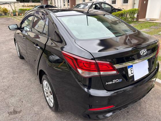 HYUNDAI HB20S 1.6 COMFORT PLUS 16V FLEX 4P MANUAL HYUNDAI HB20S 1.6 COMFORT PLUS 16V FLEX 4P MANUAL